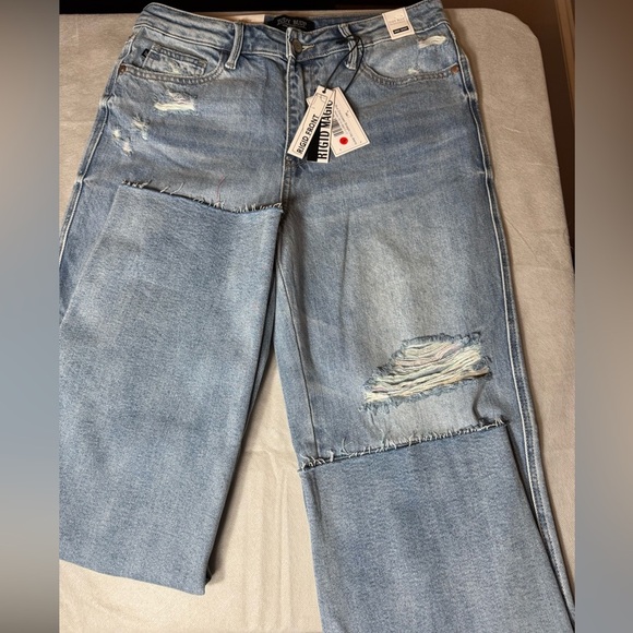 Judy Blue High Waisted Rigid Magic Distressed Rainbow Thread Jeans multi sizes - Picture 2 of 15